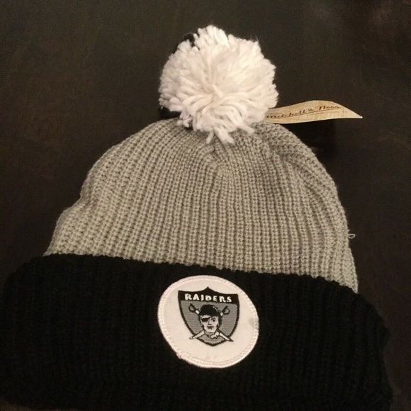 Mitchell & Ness Other - NWT Oakland Raiders Mitchell & Ness Winter Hat Cap